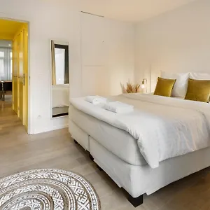 Aparthotel R73 By Domani, Antwerpen