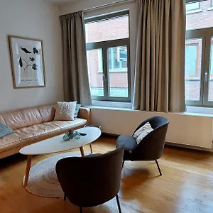 Vakantiehuis Cosy & Modern Historical In Old Town - Leon 4p, Antwerpen